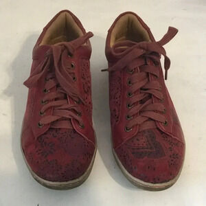 NWOT Comfortiva Caledonia Memory foam Russet Red leather Women's Shoes Sz 9 M